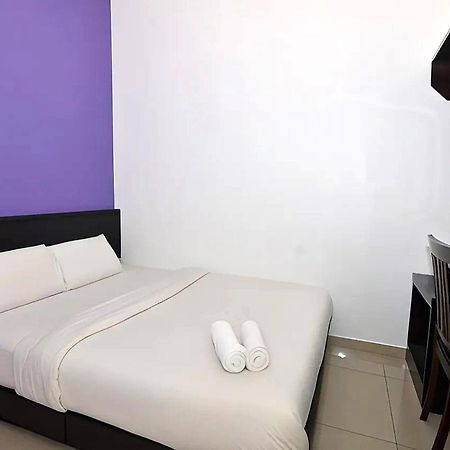 Hotel Alam Indi Johor Bahru Exterior photo